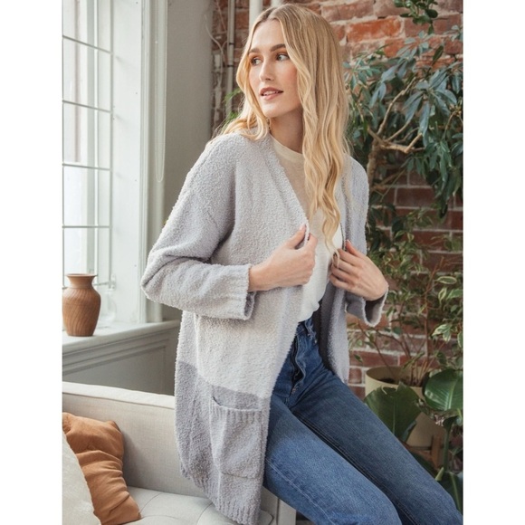 Thread & Supply Cozy Cloud Wrap Cardigan Colorblock Sherpa Teddy Grey - One Size - Picture 1 of 9